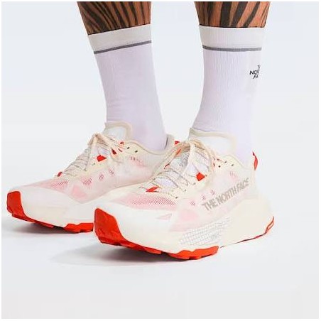 M ALTAMESA 500 V2 - TNF WHITE/LAVA RED